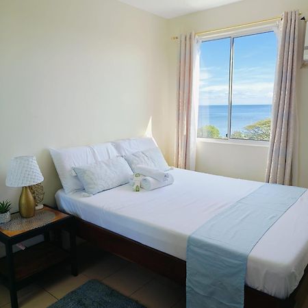 Veronica'S Homestay At Marina Spatial Condo Dumaguete City Exterior photo